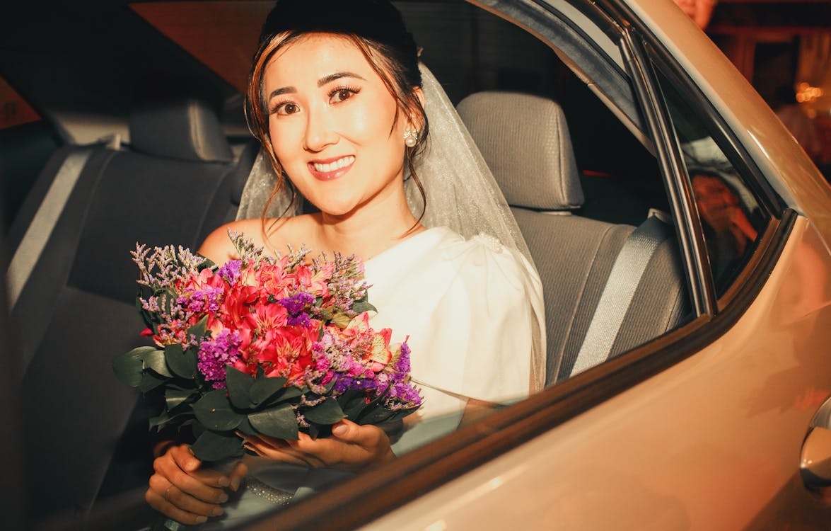 wedding-transport https://rhinowebllc.com/alert-transportation/wp-content/uploads/2024/10/wedding-transport.jpg