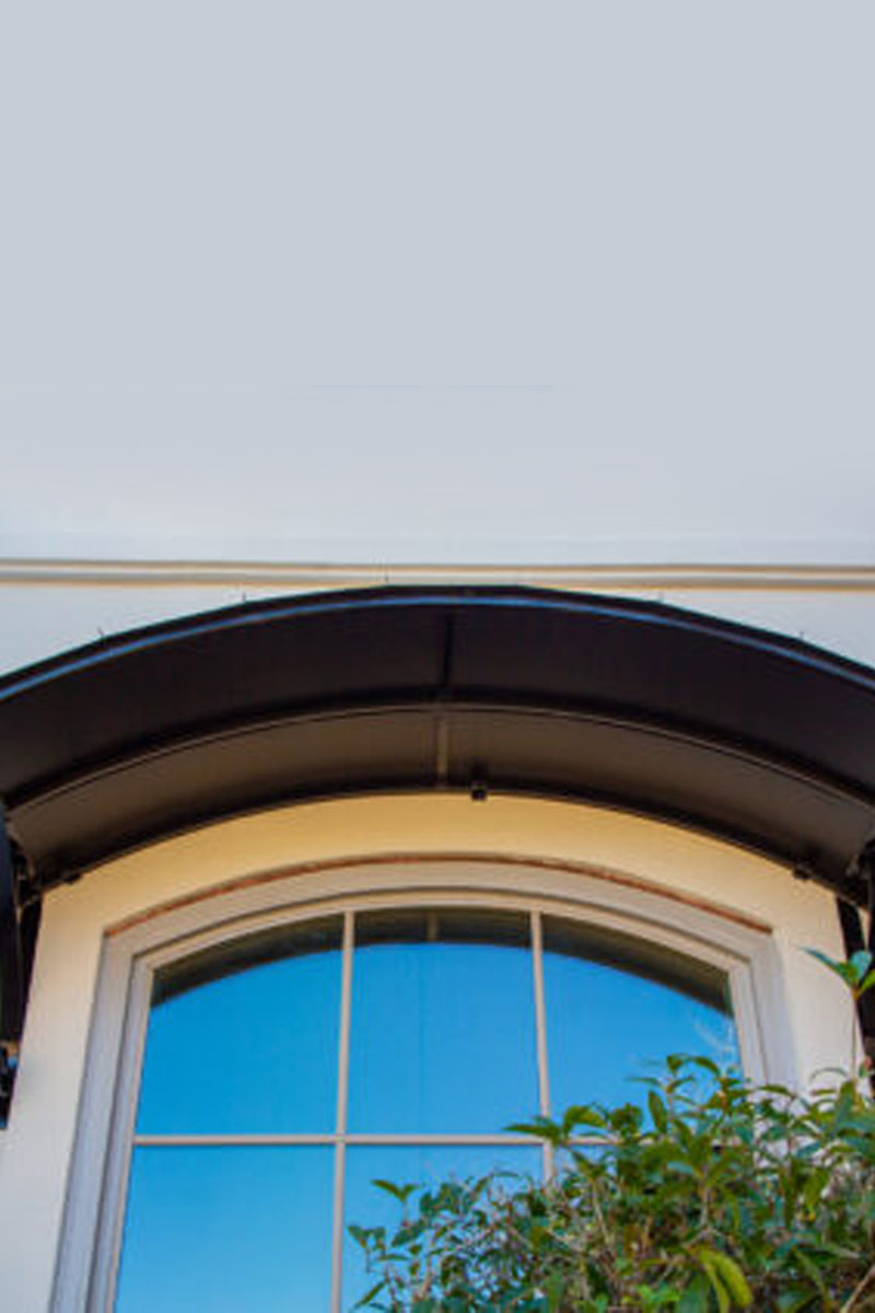 https://rhinowebllc.com/awningworld2/wp-content/uploads/2026/01/archedawning-img.jpg