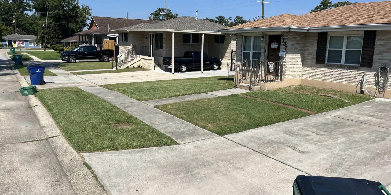 BUY & SELL REAL ESTATE WITH SERVICE YOU CAN TRUST