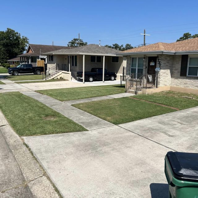 BUY & SELL REAL ESTATE WITH SERVICE YOU CAN TRUST