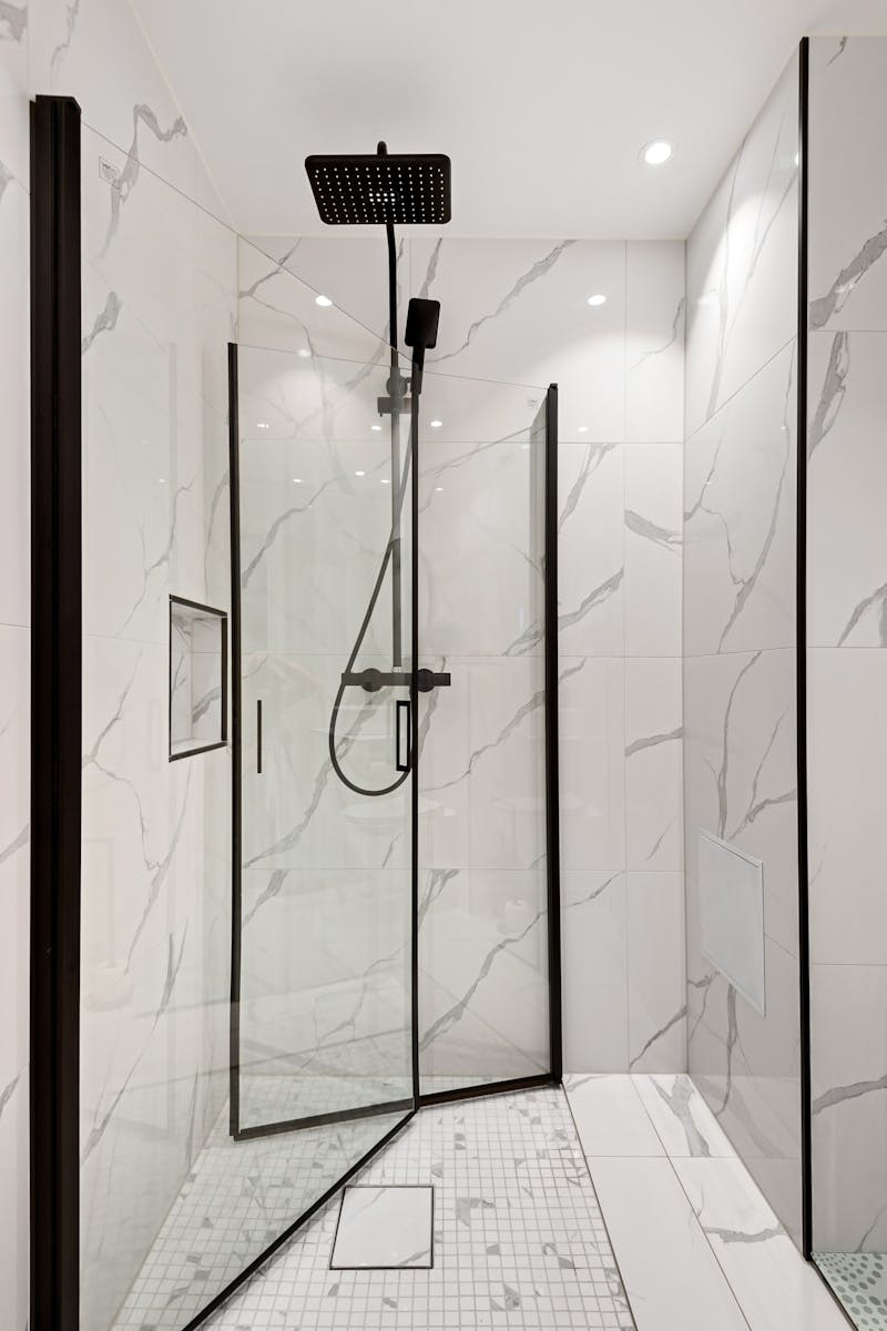 bathroom2 https://rhinowebllc.com/carrollton-construction/wp-content/uploads/2025/09/bathroom2.jpg