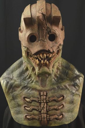 https://rhinowebllc.com/cfx-masks/wp-content/uploads/2024/06/torque_mask_w_battle_damage_01-300x450.jpg
