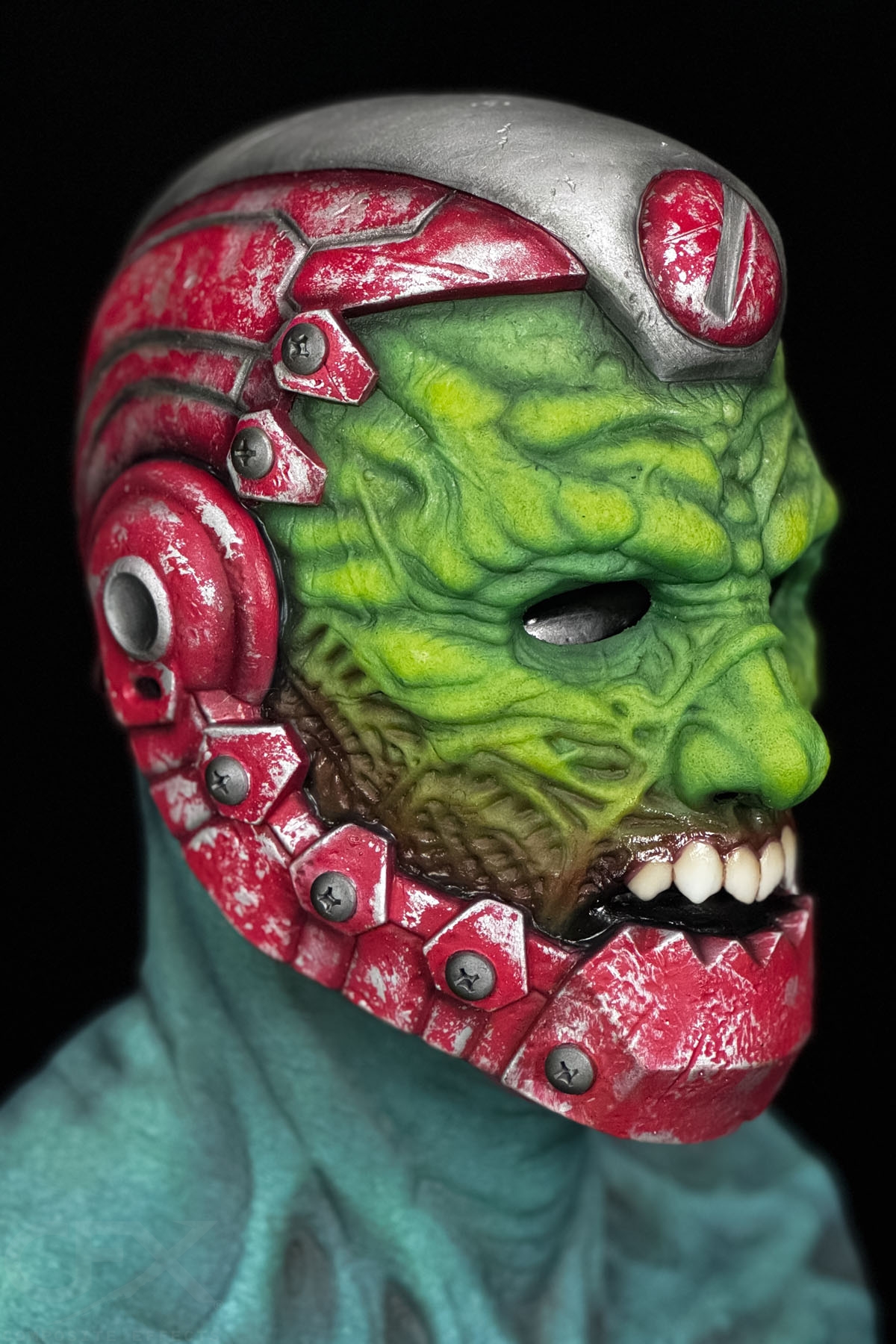 Iron Bite Silicone Mask - Image 10