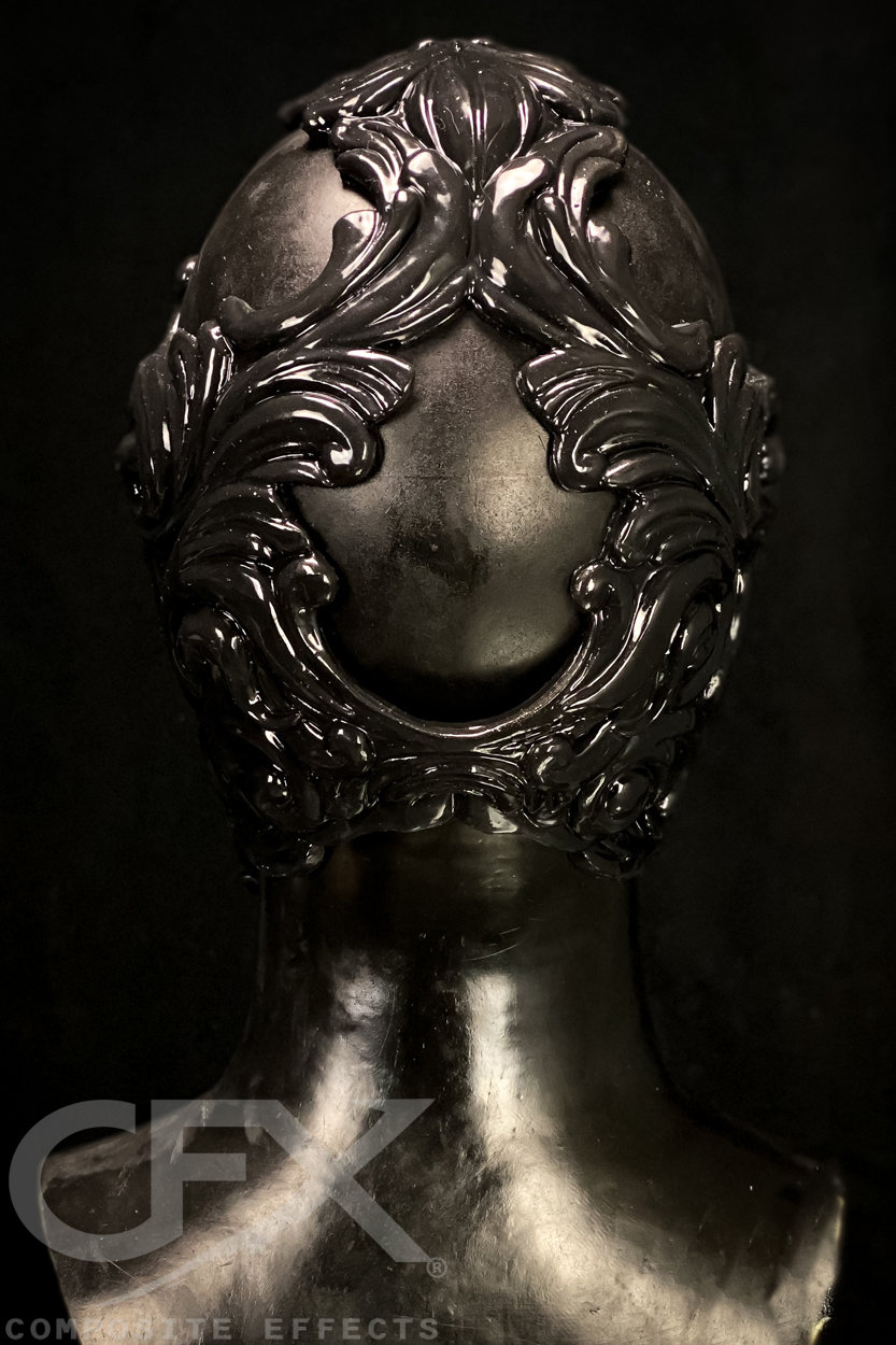 Venetian-Saints-Black-Gold-4.jpg