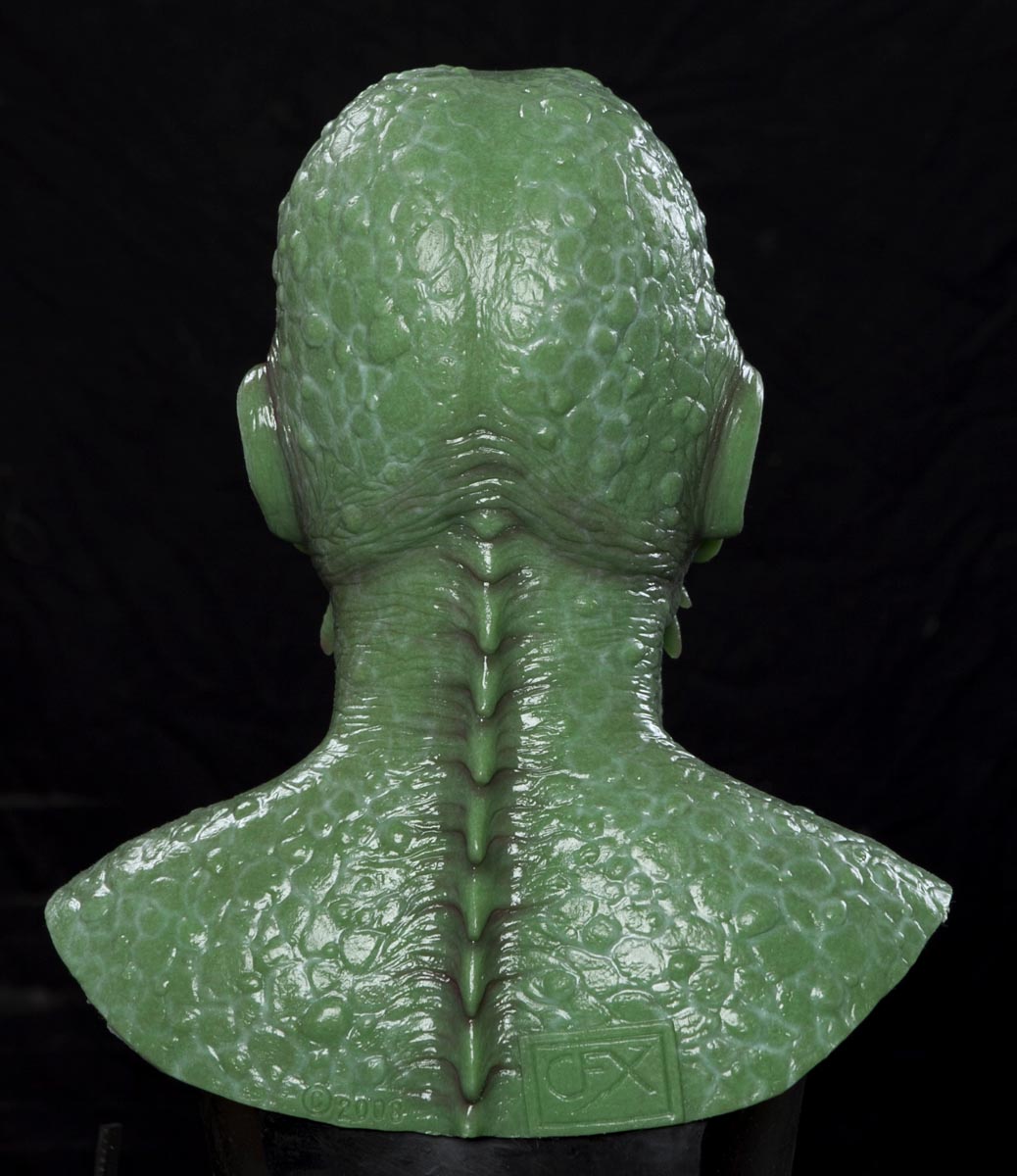 deepspawn_mask_green_05.jpg