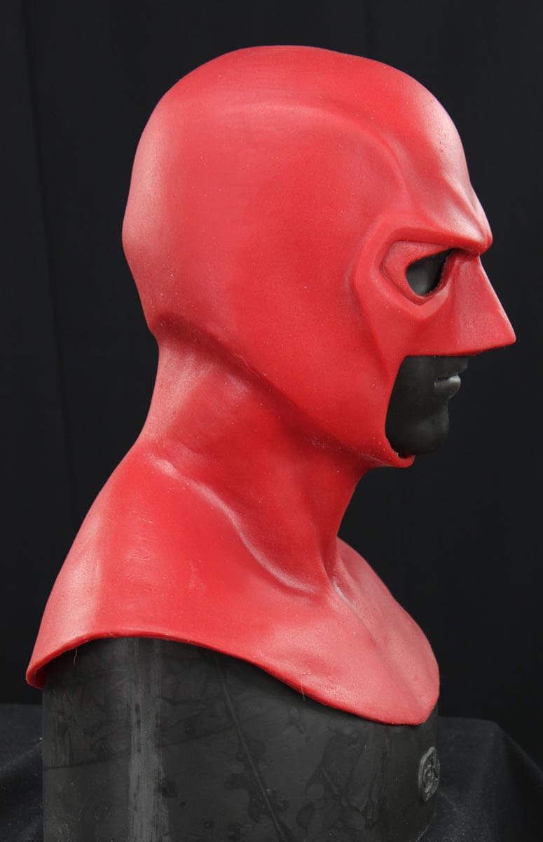 hero_hood_red_03.jpg