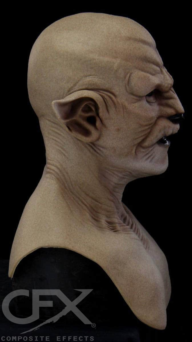 khan_mask_lion_03.jpg