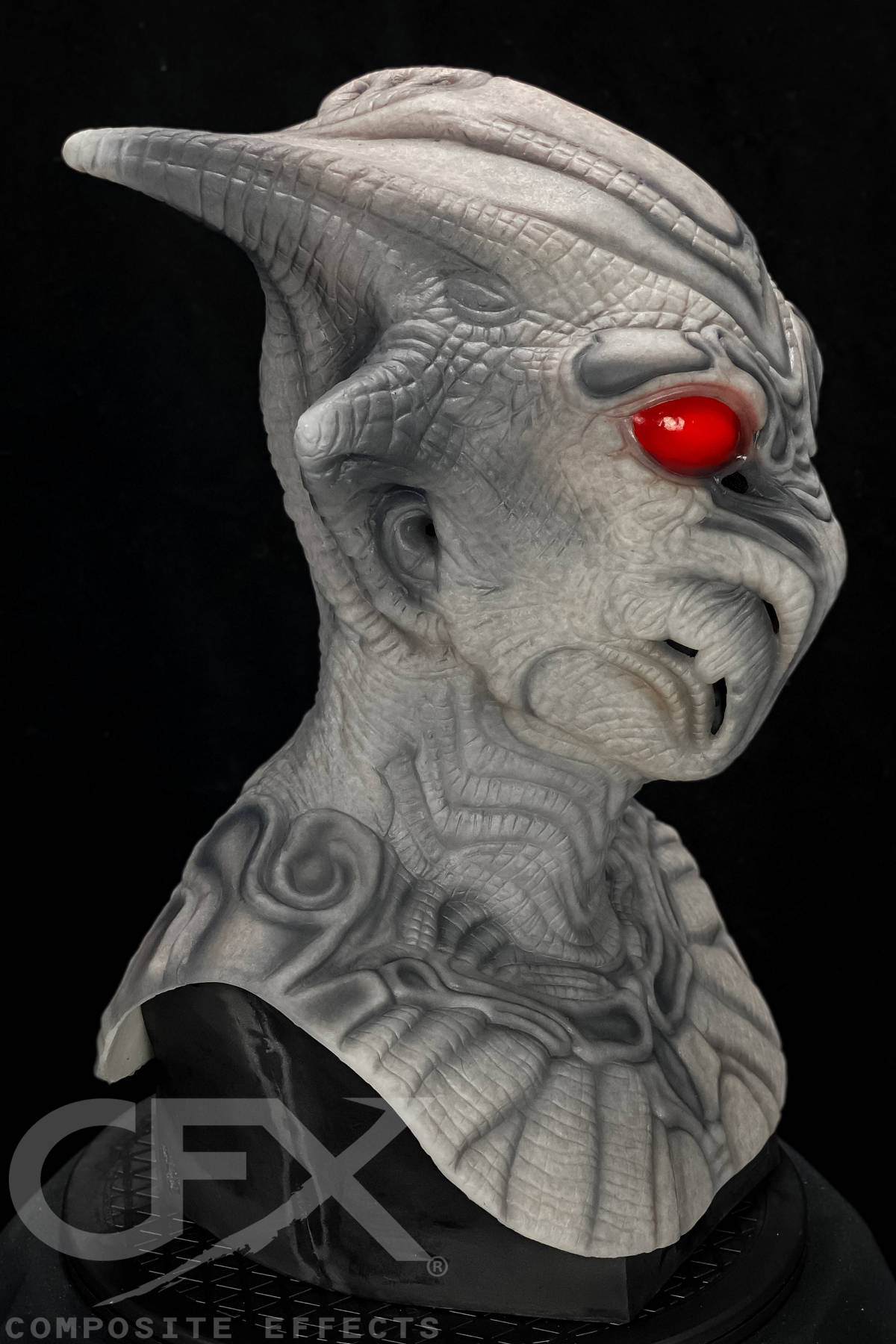 Abyss-Roswell-3.jpg