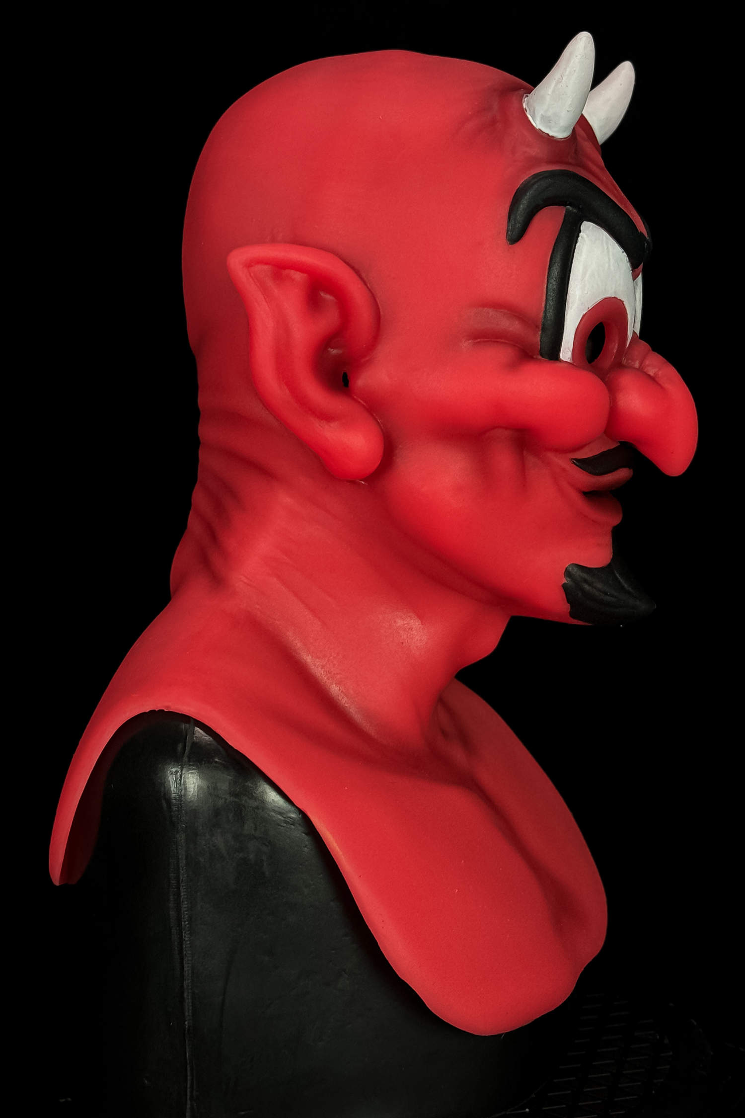 Bad-Devil-Red-Glow-3.jpg