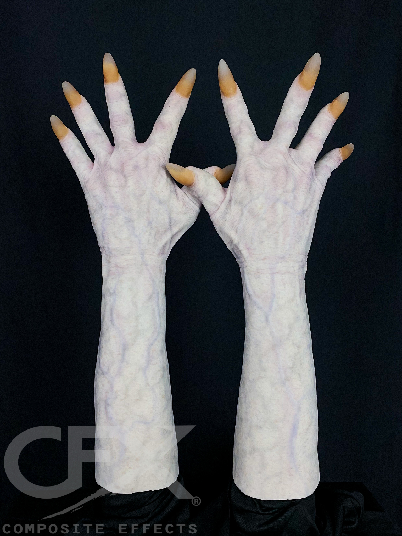 Fiend-Pale-to-match-Slits-3.jpg