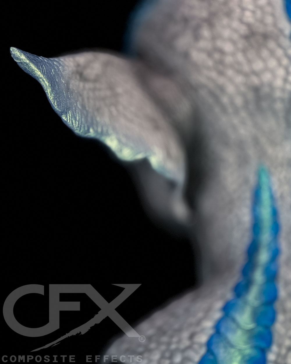 Gremlin-Light-Gray-with-blue-Metallic-8.jpg