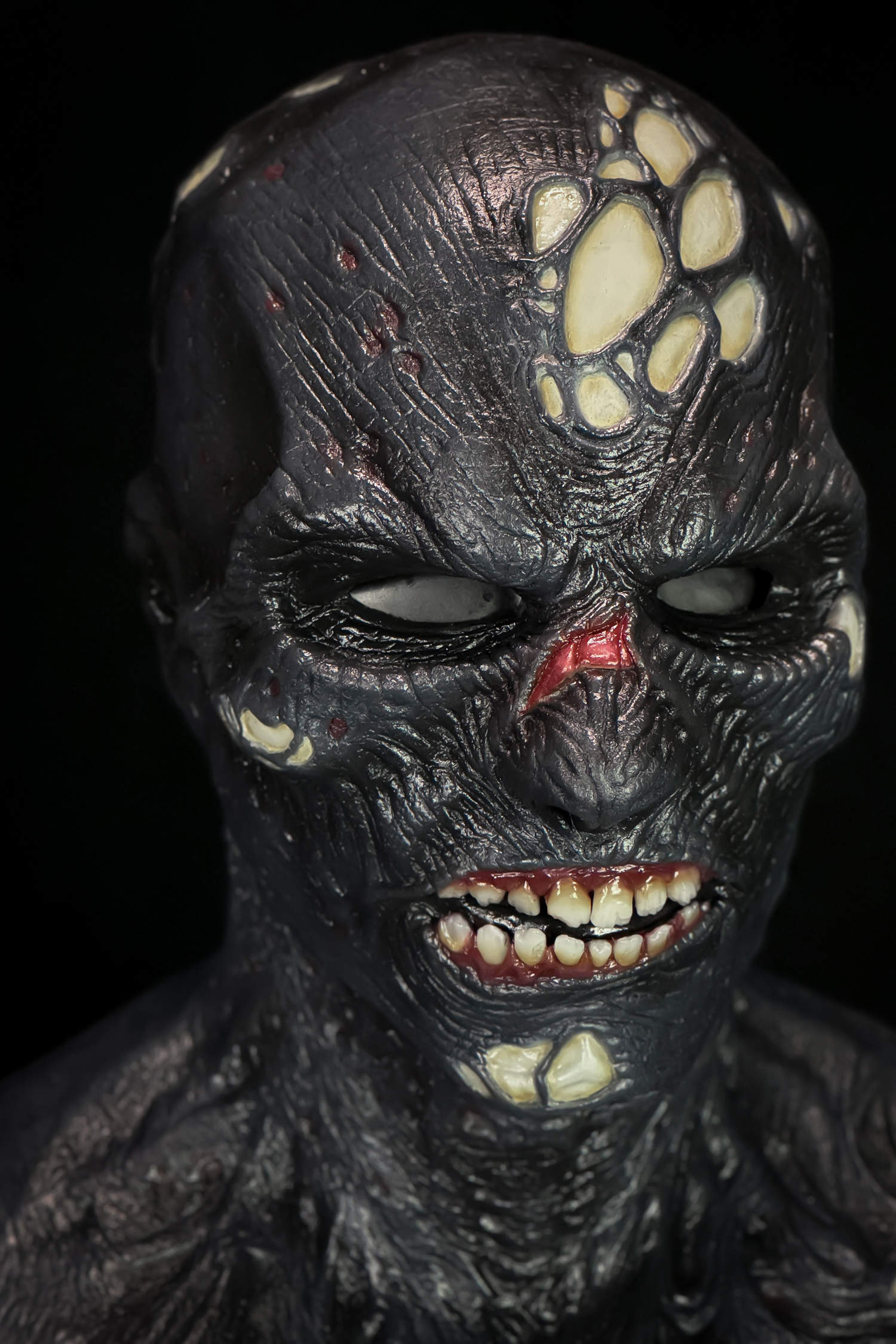 Imhotep-Venom-Gray-7.jpg