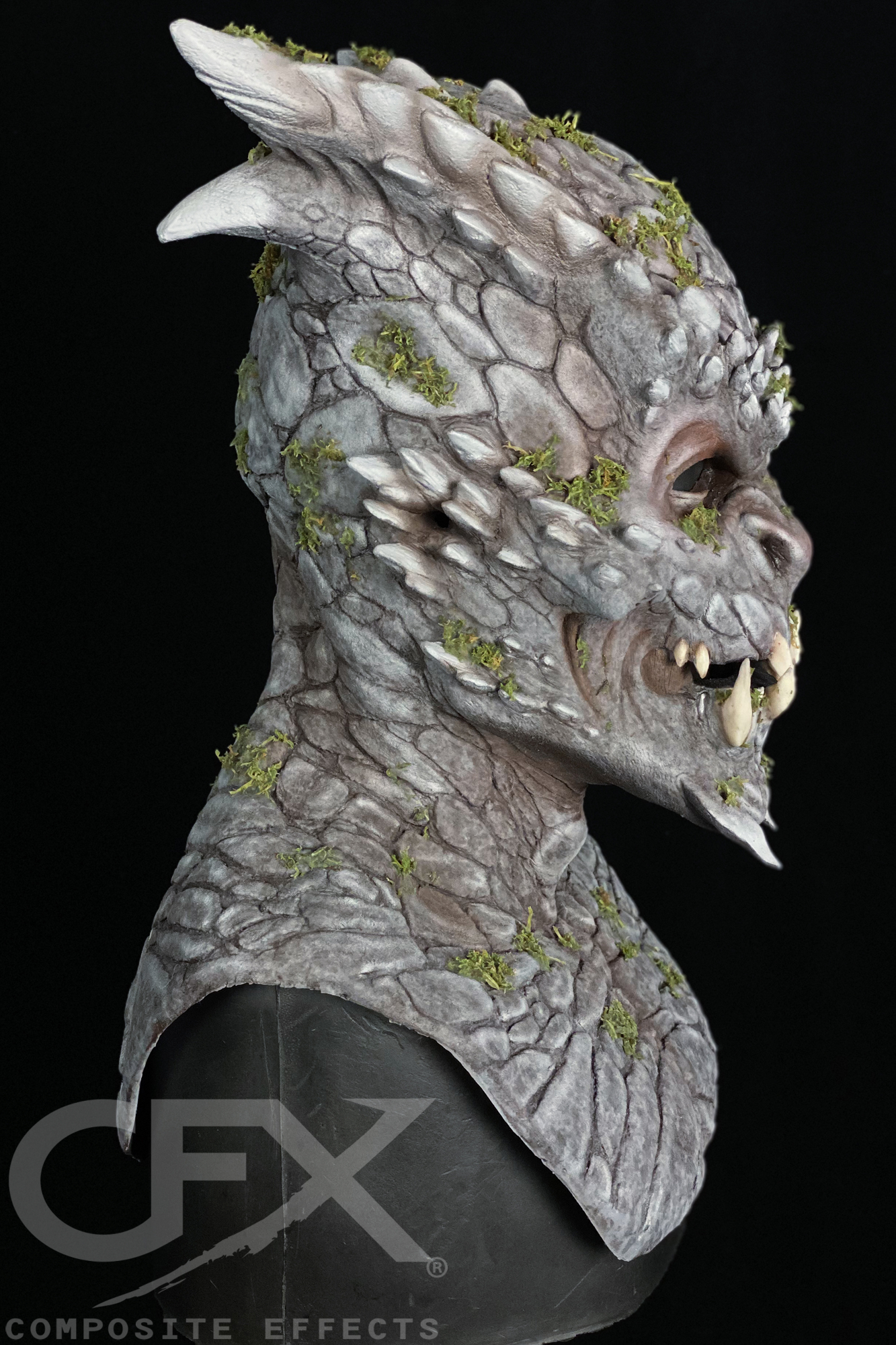 Revenant-Slate-with-Moss-3.jpg