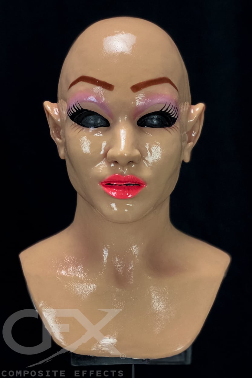 Shiny-Roxy-Plastic-Girl-1.jpg