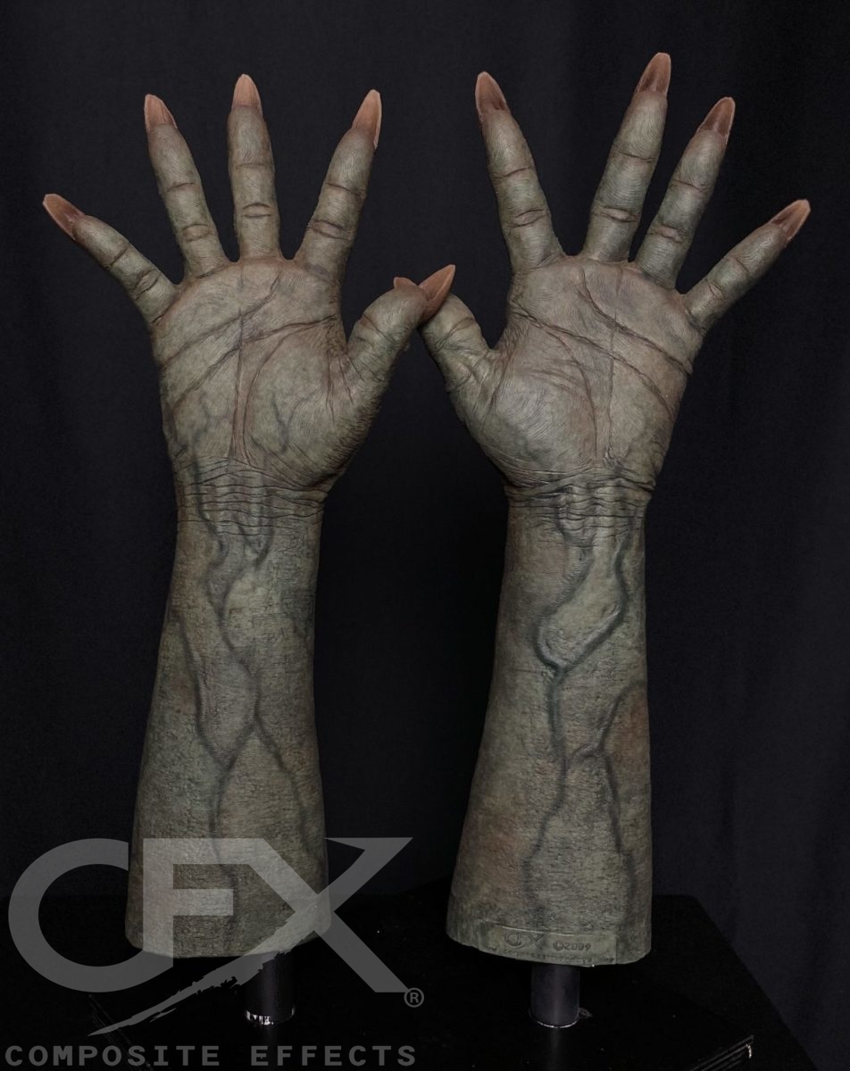 Swamp-Demon-Fiend-Gloves-1-scaled-e1626814649954.jpg