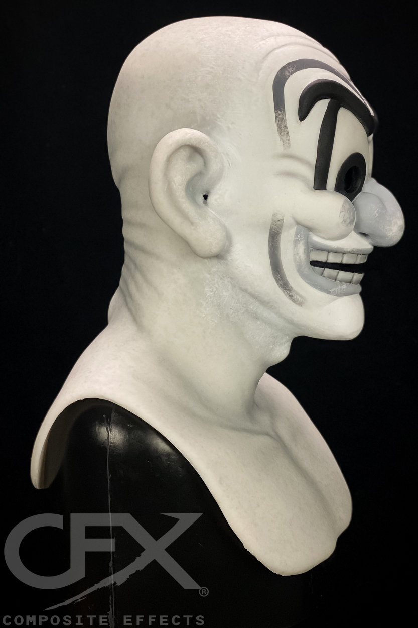 The-Ugly-Clown-Grayscale-3.jpg