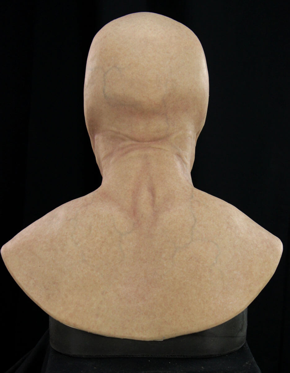 gaunt_mask_pale_eyeblanks_05.jpg