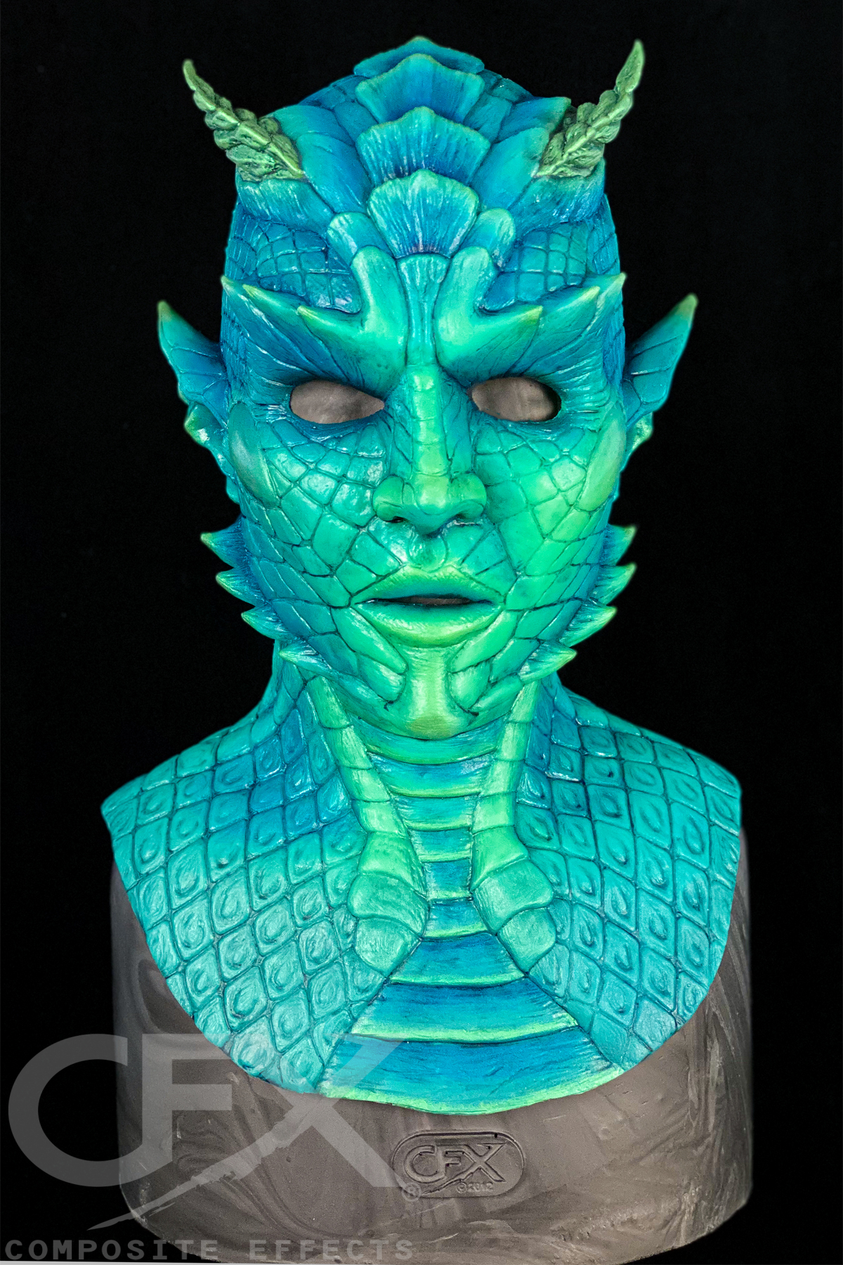 Pandora-Color-Shift-Blue-Green-9.jpg