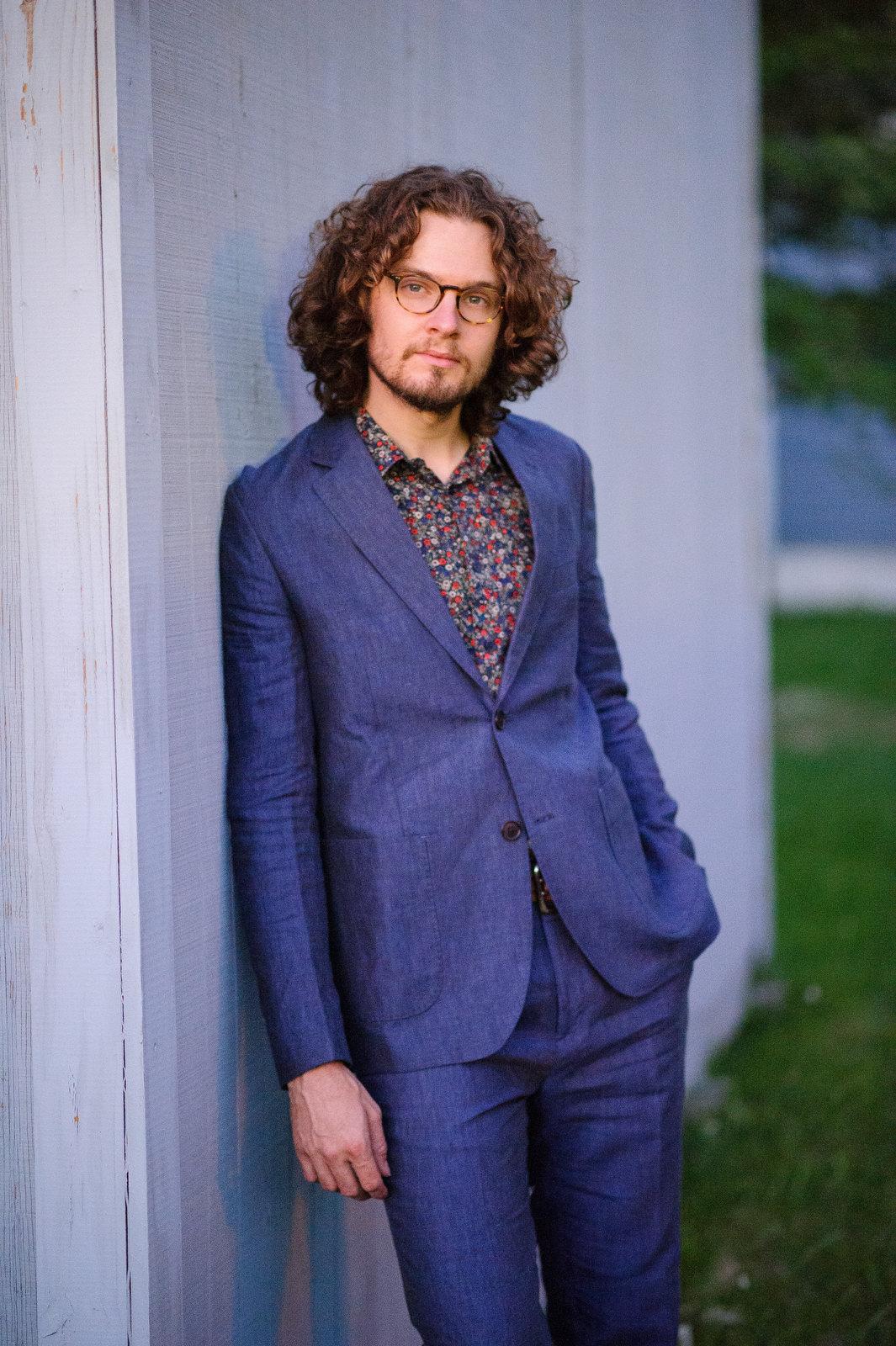 Aaron_Hogan_blue_linen_suit