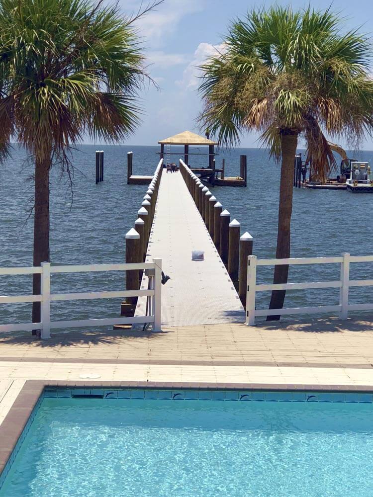 pier-and-swimming-pool https://rhinowebllc.com/gillscraneservices/wp-content/uploads/2023/09/pier-and-swimming-pool.jpg