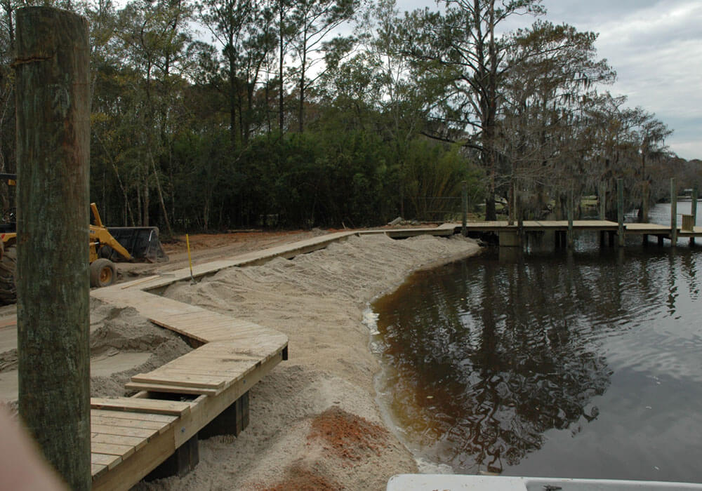 pier-building-services https://rhinowebllc.com/gillscraneservices/wp-content/uploads/2023/10/pier-building-services.jpg