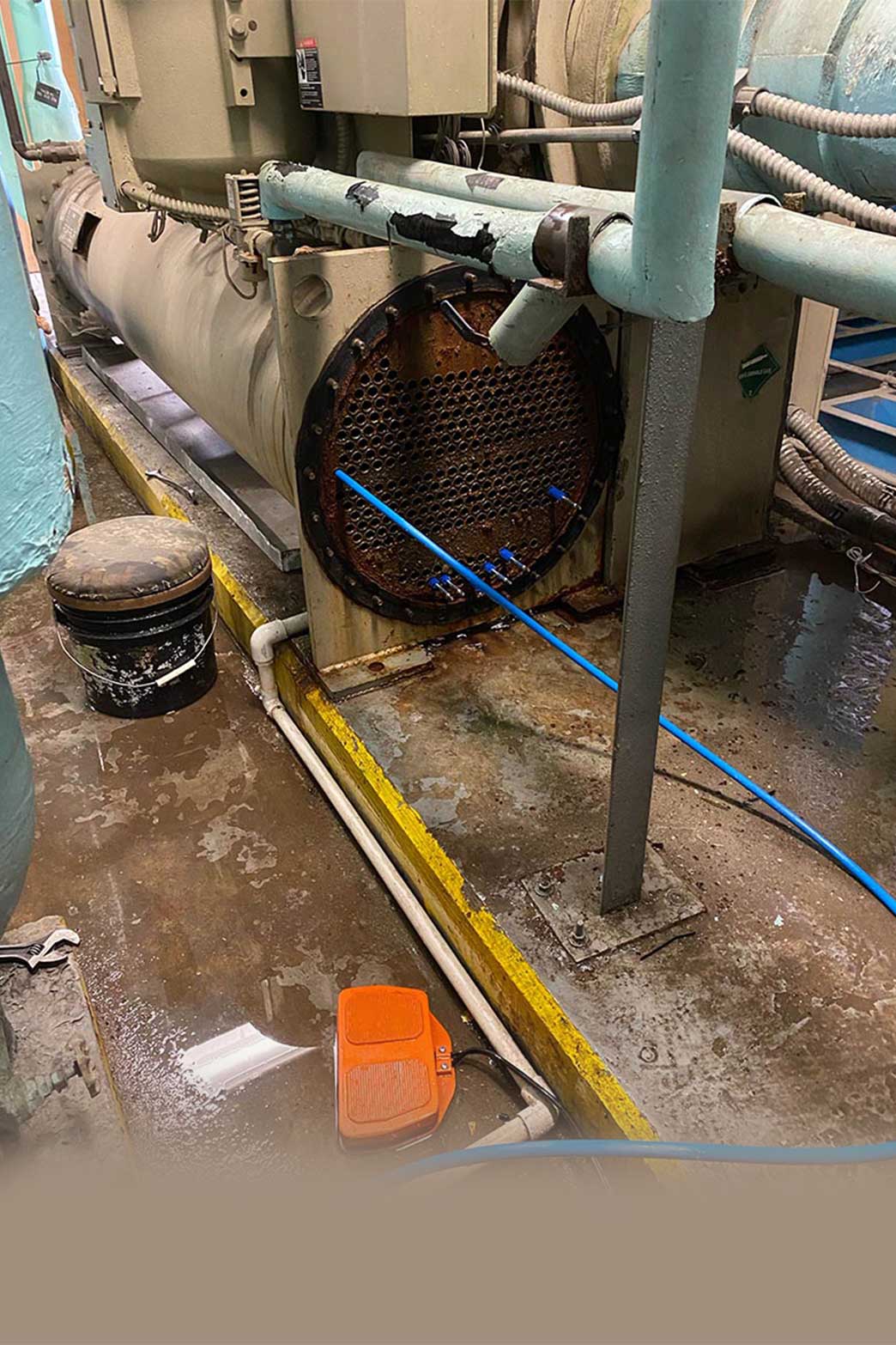 https://rhinowebllc.com/loumis-air/wp-content/uploads/2025/08/commercial-maintenance-1.jpg