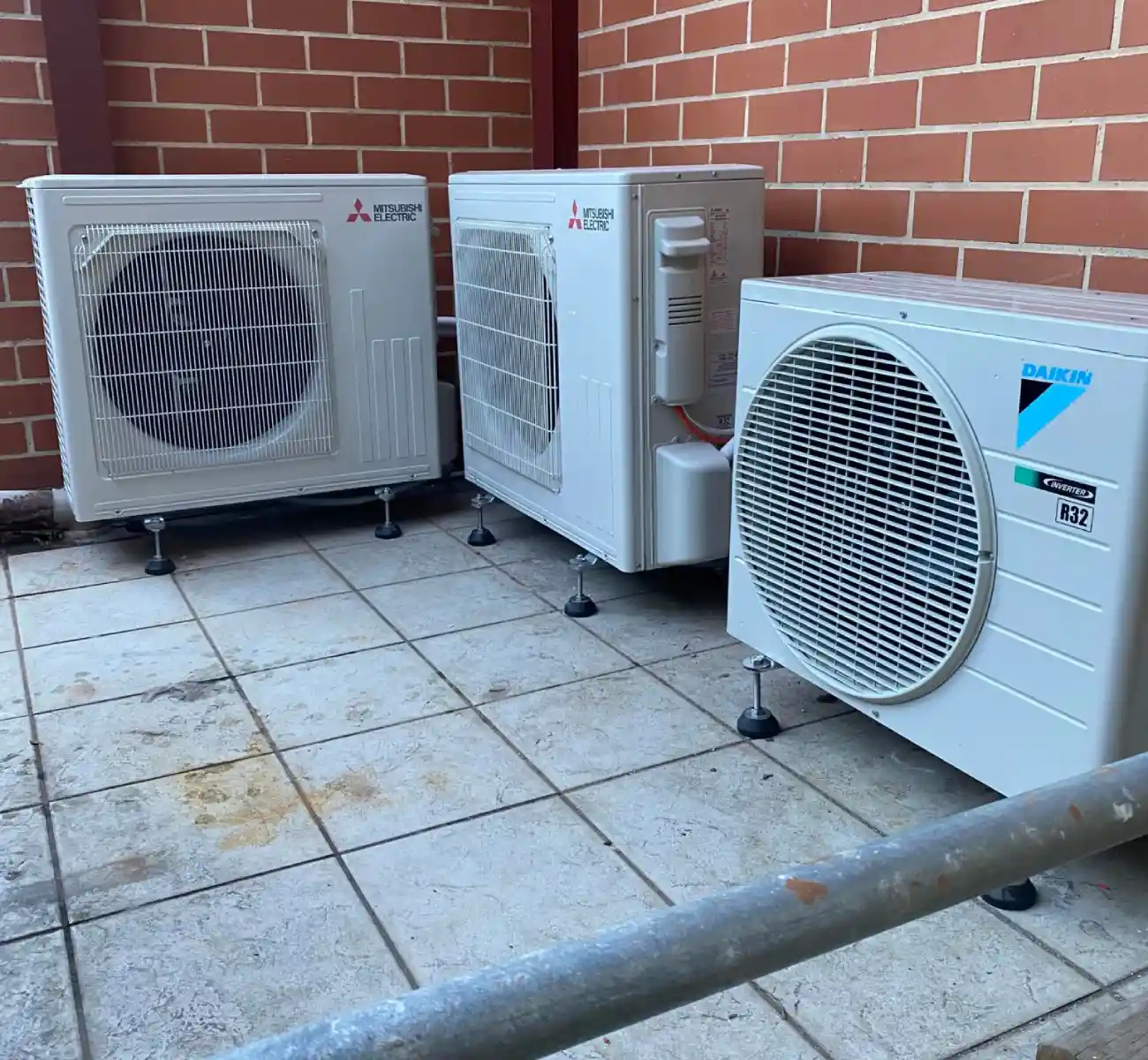 https://rhinowebllc.com/men-at-work-ac-and-heating/wp-content/uploads/2026/04/men_at_work-13.webp