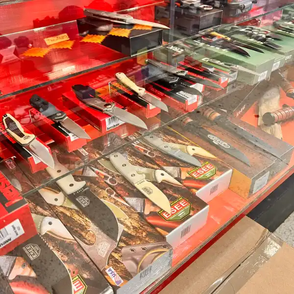 knife sharpening 1 https://rhinowebllc.com/slidell-army-surplus/wp-content/uploads/2024/03/knife-sharpening-1.webp