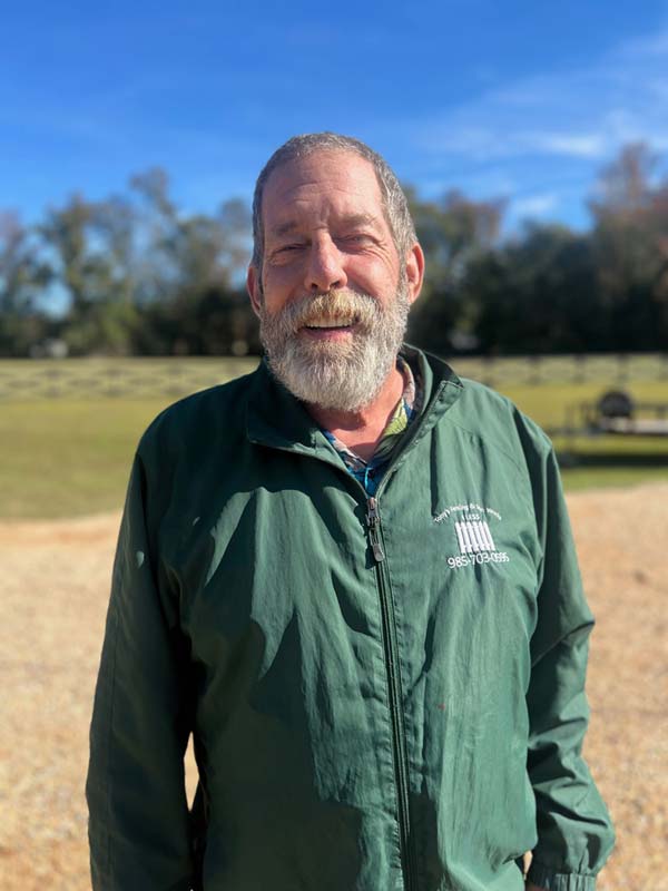 tony-fencing-about1 https://rhinowebllc.com/tonys-fencing-iron-works/wp-content/uploads/2024/12/tony-fencing-about1.jpg