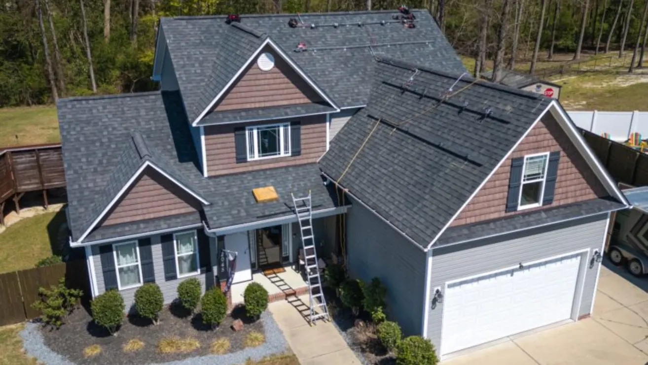 https://rhinowebllc.com/tonys-roofs/wp-content/uploads/2026/04/img-tonys-roof_04.webp