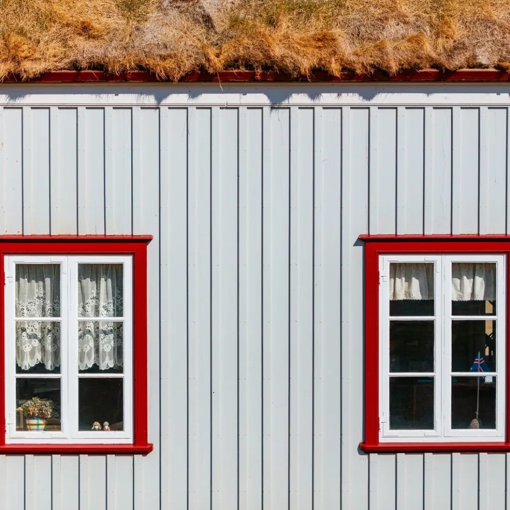 img-tonys-roof_42 https://rhinowebllc.com/tonys-roofs/wp-content/uploads/2026/04/img-tonys-roof_42.webp