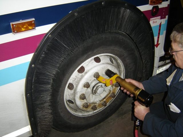 13495_7GX-R_Wheel_Nuts2-1024x768