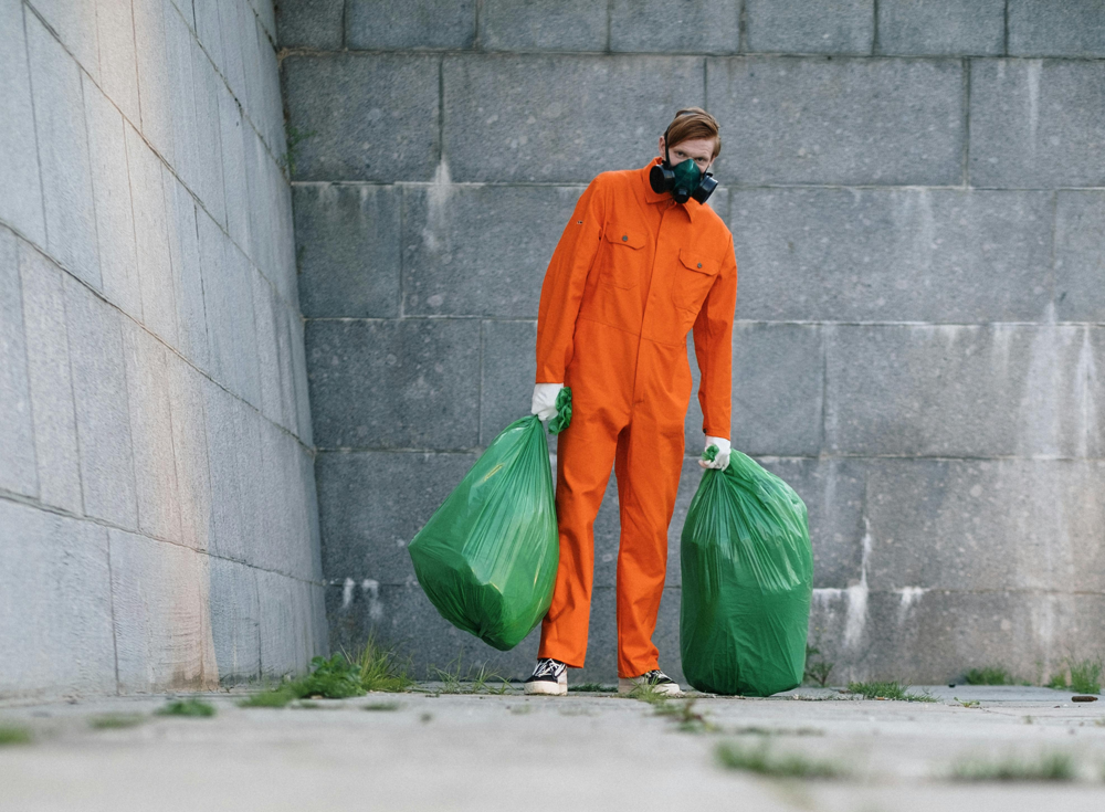 https://rhinowebllc.com/trash-bin-ninjas/wp-content/uploads/2026/02/valet-trash-4.webp