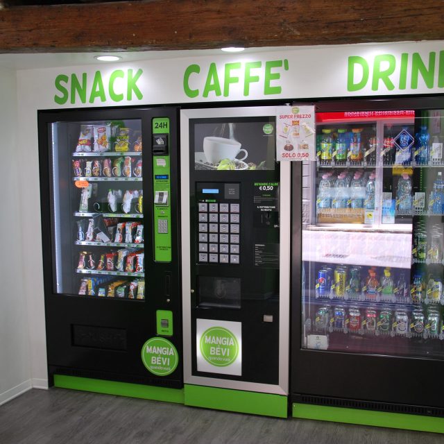 https://rhinowebllc.com/twist-and-go-vending/wp-content/uploads/2025/01/Ferrara_vending_machine_2015_01-640x640.jpg